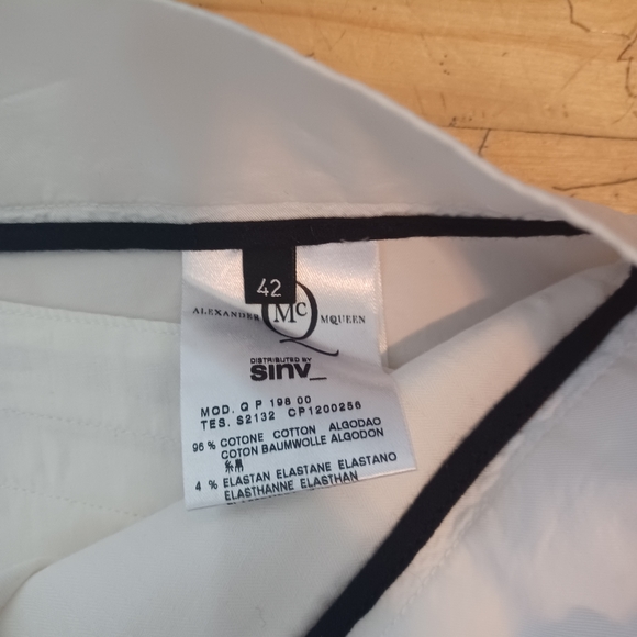 Vintage 2001 Alexander McQueen white pants - Picture 7 of 13